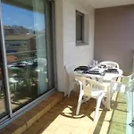 En Centre-ville D'arcachon Avec Balcon, Parking Privé Et Wi-fi, à 300m De La - Fr-1-374-28 Appartement