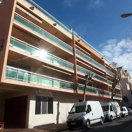 En Centre-ville D'arcachon Avec Balcon, Parking Prive Et Wi-fi, A 300m De La - Fr-1-374-28 Apartman Arcachon