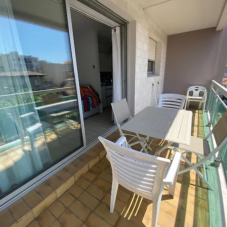 En Centre-ville D'arcachon Avec Balcon, Parking Prive Et Wi-fi, A 300m De La - Fr-1-374-28 Apartment *
