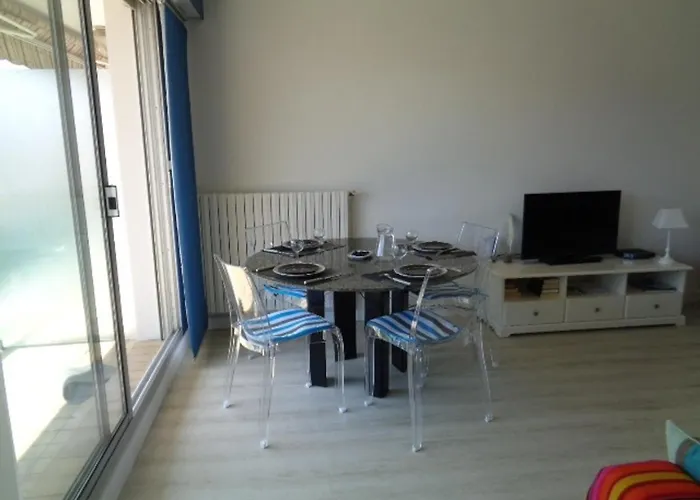 En Centre-ville D'arcachon Avec Balcon, Parking Prive Et Wi-fi, A 300m De La - Fr-1-374-28 דירה ארסשון